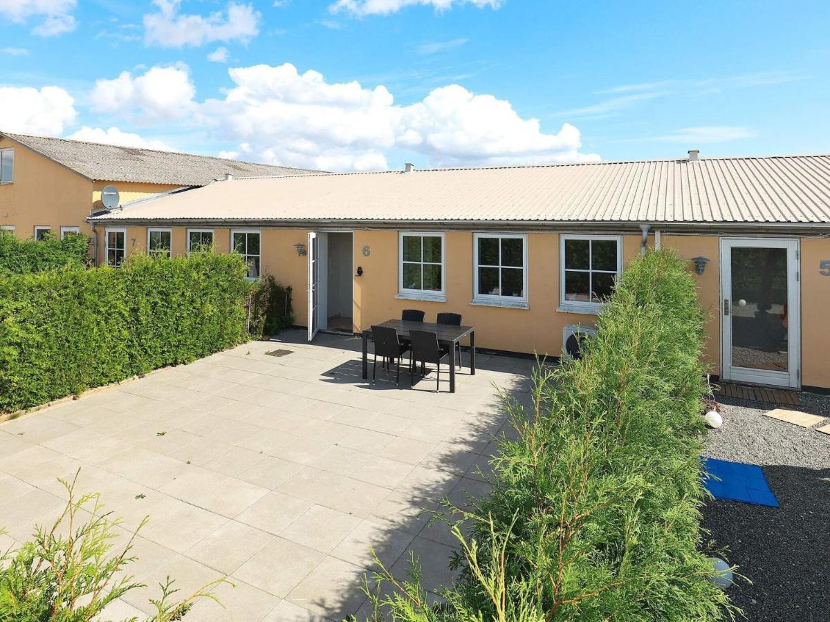 6 Person Holiday Home In Fåborg Exteriér fotografie
