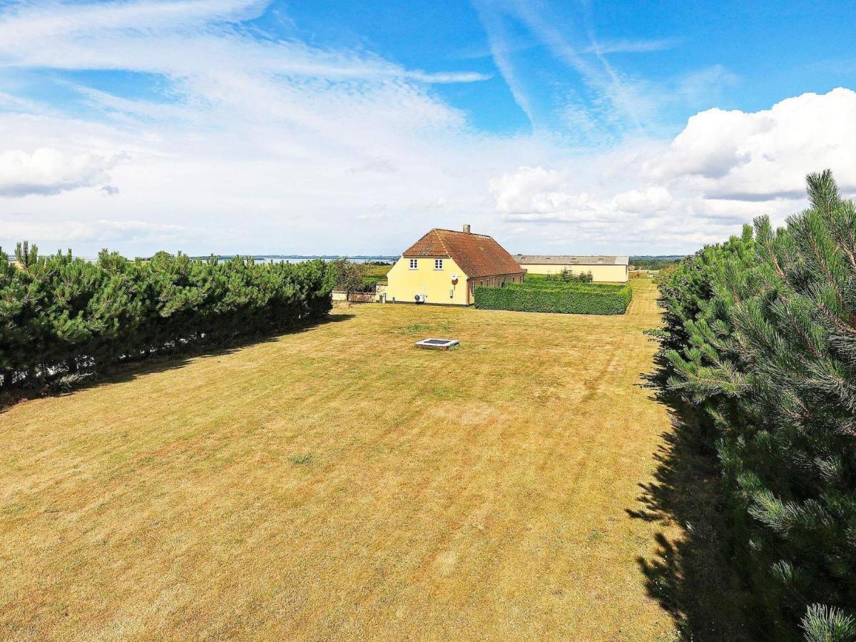 6 Person Holiday Home In Fåborg Exteriér fotografie